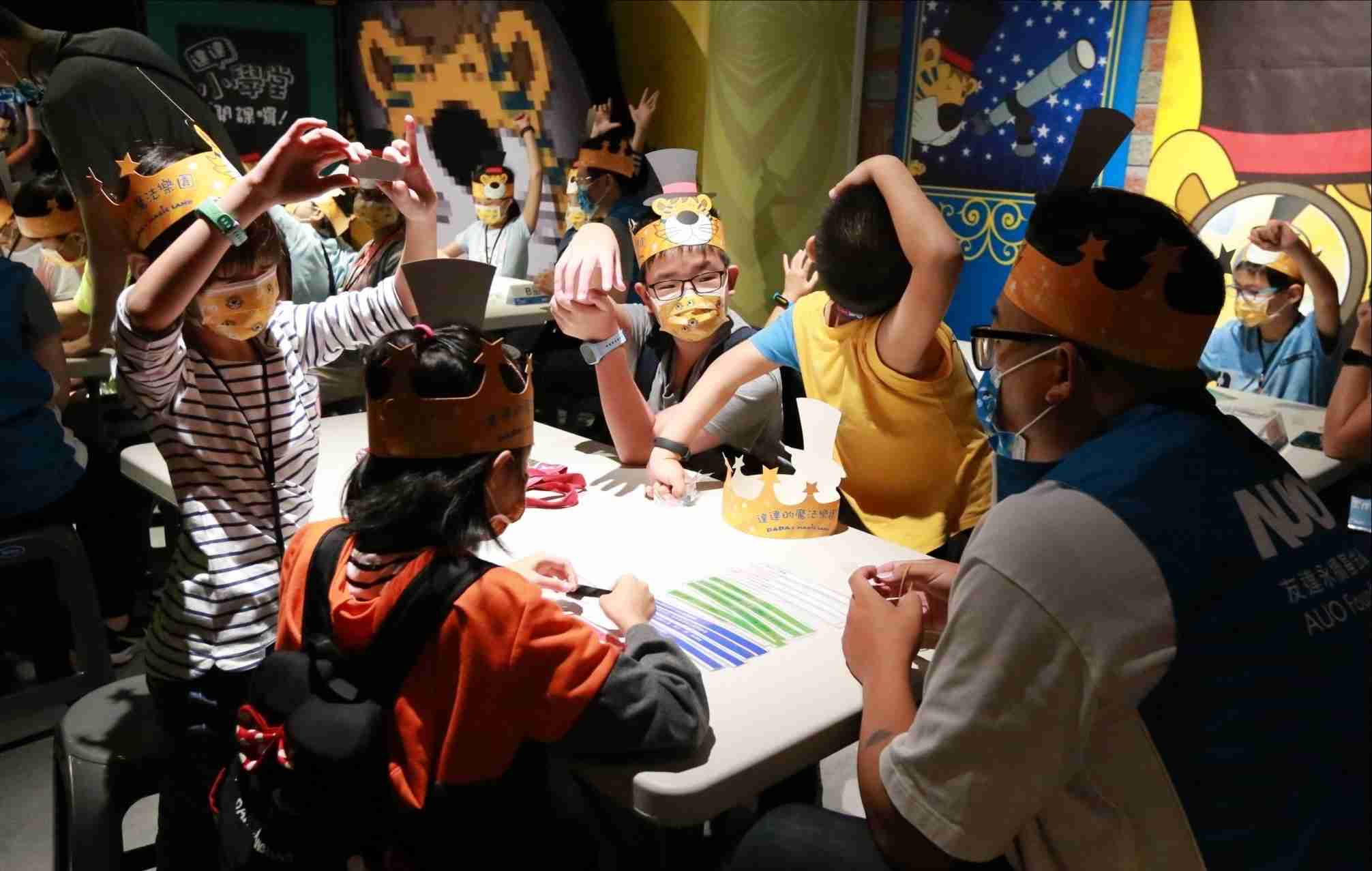 CG电子以永续理念推动全人教育计划，，内外结盟储备科普教育人才，，，，荣获亚太永续行动奖社会共融面的金奖肯定