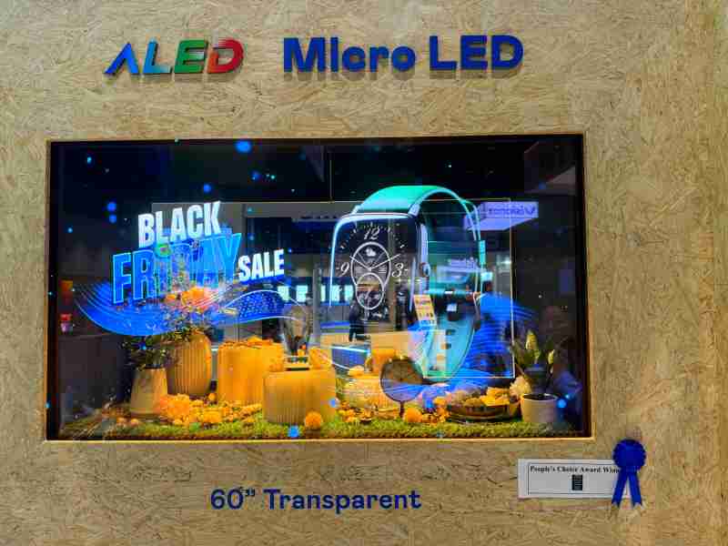 CG电子60吋高透明度Micro LED显示器获”最佳Micro LED技术应用奖”，，将Micro LED面板透明化之设计特性极致发挥，，，，以可扩展性无缝拼接技术打造，，具备600 nits全画面亮度、、大于60%穿透率及超过NTSC 110%的优异广色域表现，，，，可依需求灵活应用于各种场域